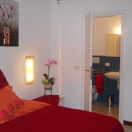 B&B Residenza Bianco Alle Grotte Di Castellana Castellana Grotte Zimmer foto