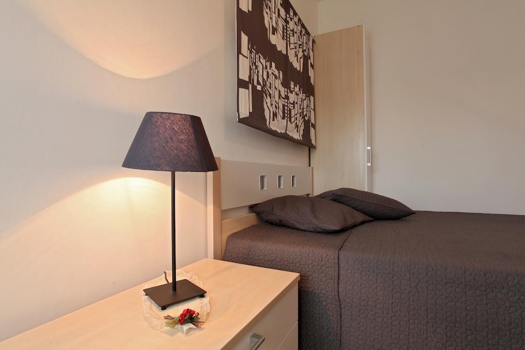 B&B Residenza Bianco Alle Grotte Di Castellana Castellana Grotte Zimmer foto