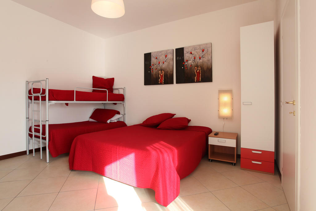 B&B Residenza Bianco Alle Grotte Di Castellana Castellana Grotte Zimmer foto